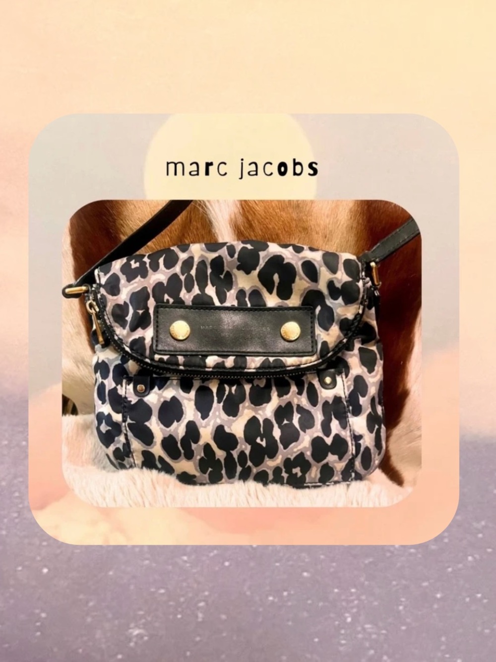 🆕 Marc Jacobs gray & black leopard print fold over cross body zipper bag